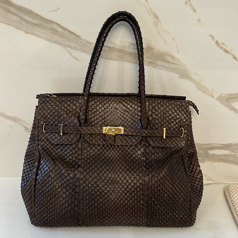 Brown Python tote bag By Ape Regina